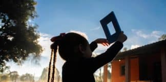 Escolas públicas de Desterro recebem oficinas culturais de fotografia