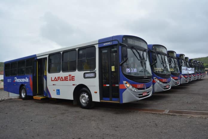 Novos_ônibus_presidente_02