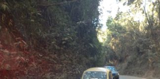 Acidente envolvendo Fusca e caminhão deixa homem ferido em Lafaiete
