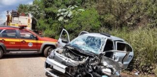 Homem fica ferido em acidente na MG-030