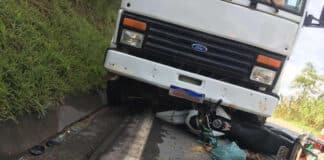 Casal fica gravemente ferido em acidente na BR-040