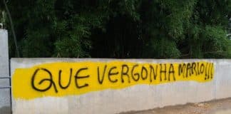 Ponte da rua Josefina Martins é novamente alvo de pichação e moradores cobram a conclusão da obra