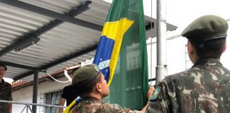 Tiro de Guerra de Lafaiete realiza cerimônia alusiva ao Dia da Bandeira