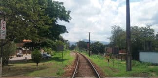 Passagem em nível que dá acesso ao bairro Belvedere em Congonhas passará por manutenção neste domingo