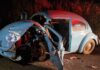 Quatro pessoas são resgatadas após batida entre Fusca e Corsa