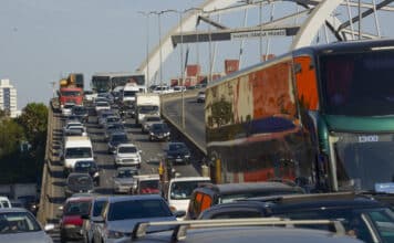 Licenciamento de 2026 passa a ser obrigatório para todos os veículos de MG a partir de domingo