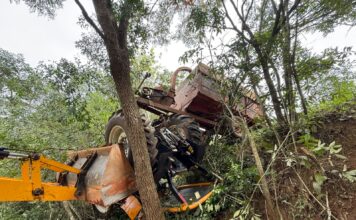 Homem é resgatado de helicóptero em Lafaiete após sofrer acidente com trator